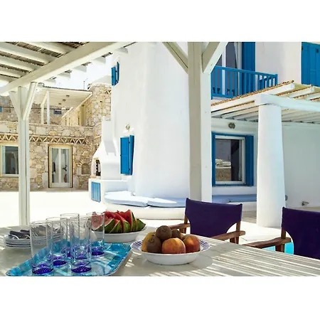 Adonis Villa