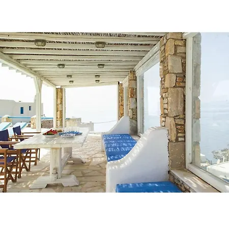 Villa Adonis *